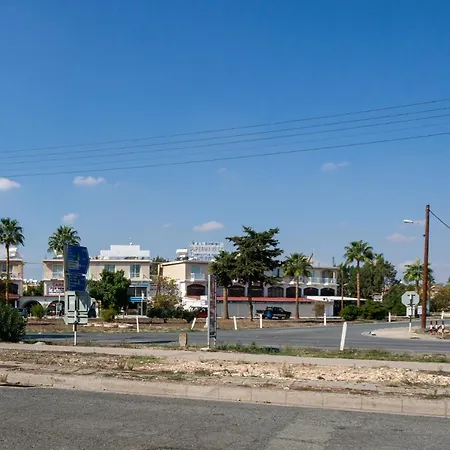 Color Cyprus Duplex 2 Bedroom On Seaside *