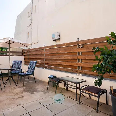 Lägenhet Color Cyprus Duplex 2 Bedroom On Seaside Larnaca